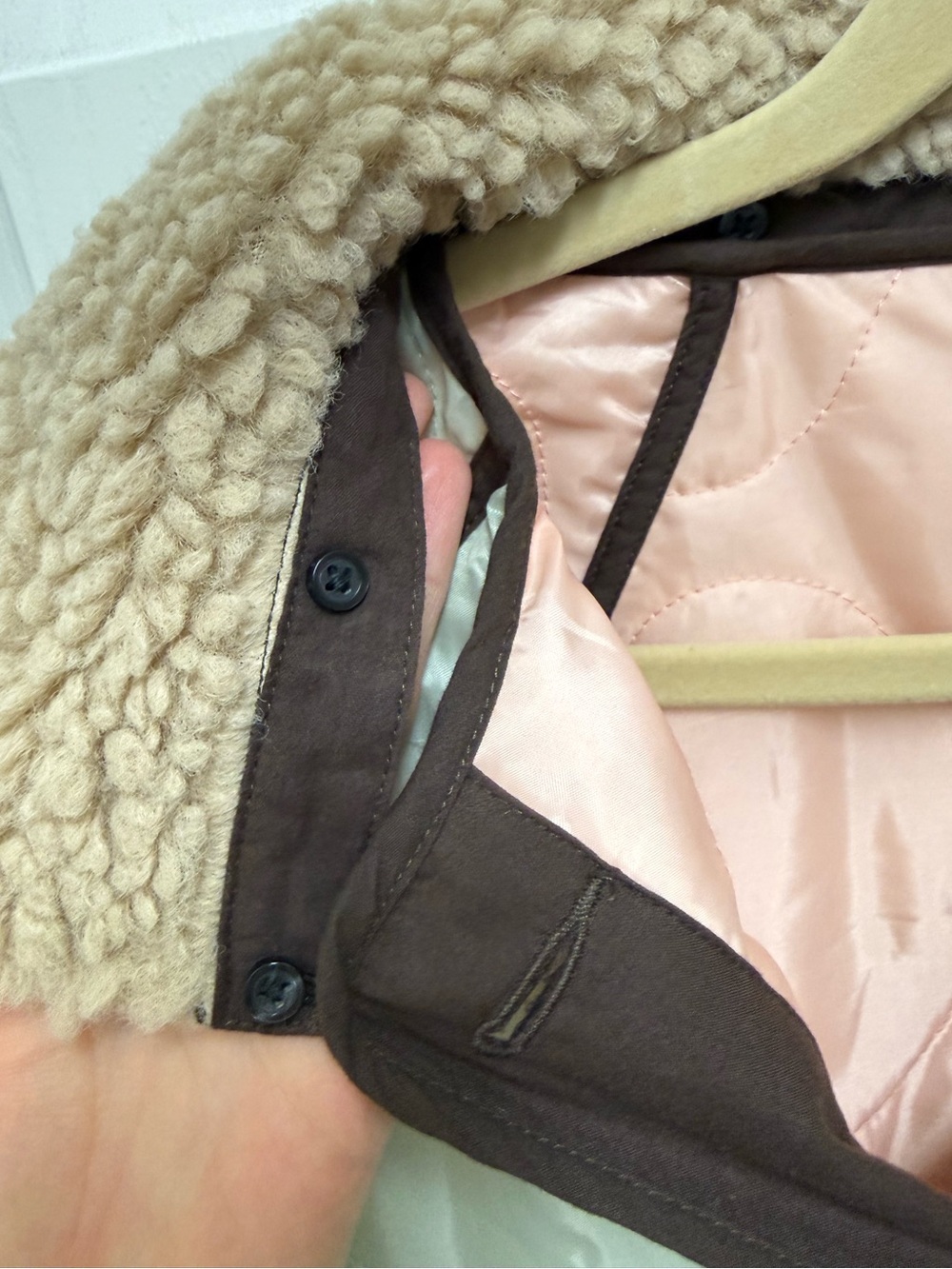 The Great Reversible Quilted Puffer Jacket - Picture 10 of 16